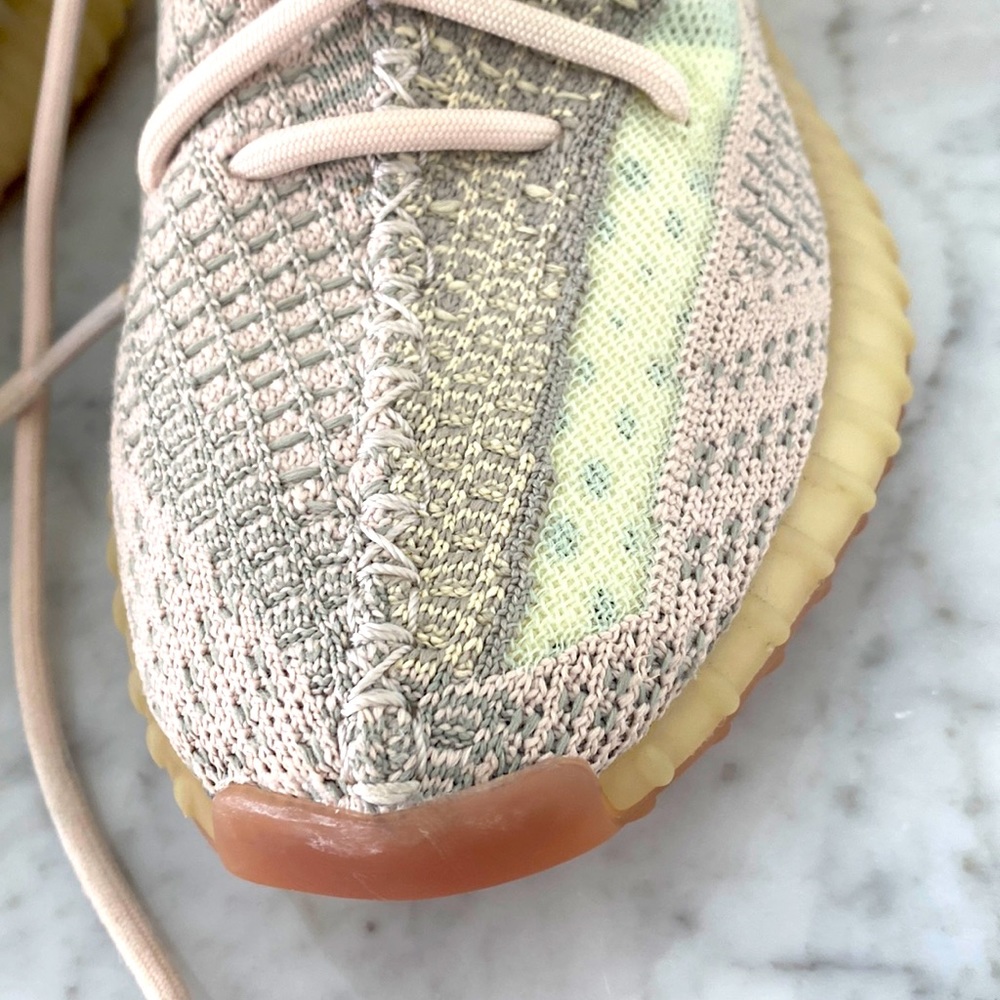 Yeezy 350 knit